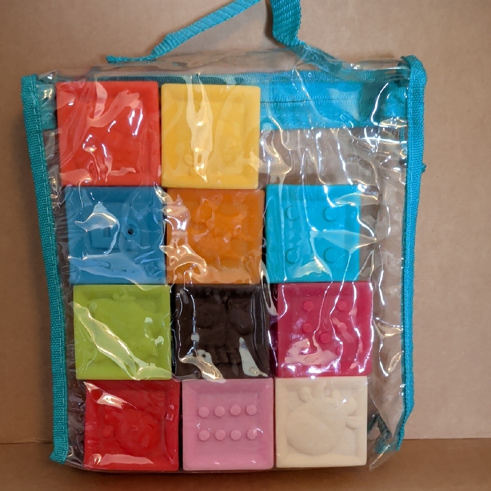 Infantino Bright Multicolor Soft Building Blocks Set with Carry Bag